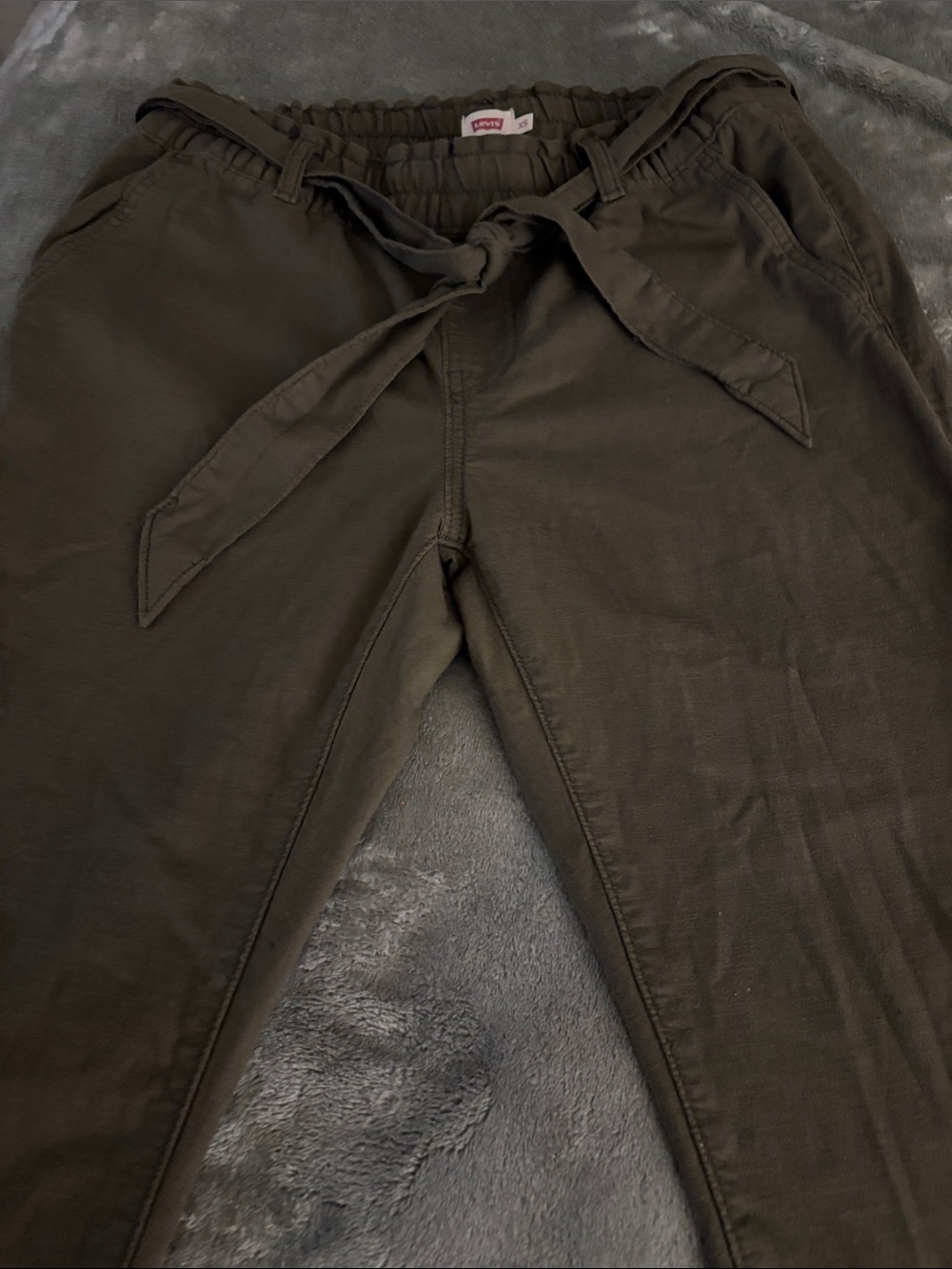 Levi's Men's Olive Green Tie-Waist Chino Pants